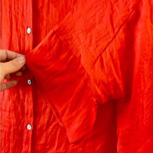 “Cajun Shrimp” Button-Up Women's Top - Picture 4 of 6